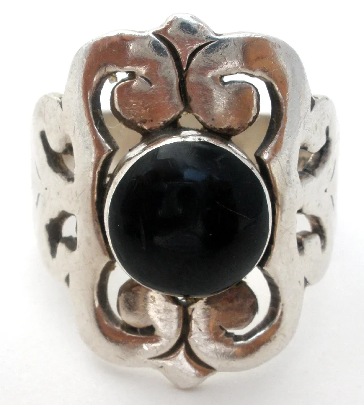 Modern Promise Rings-Mexican Black Onyx Ring Size 9 Vintage