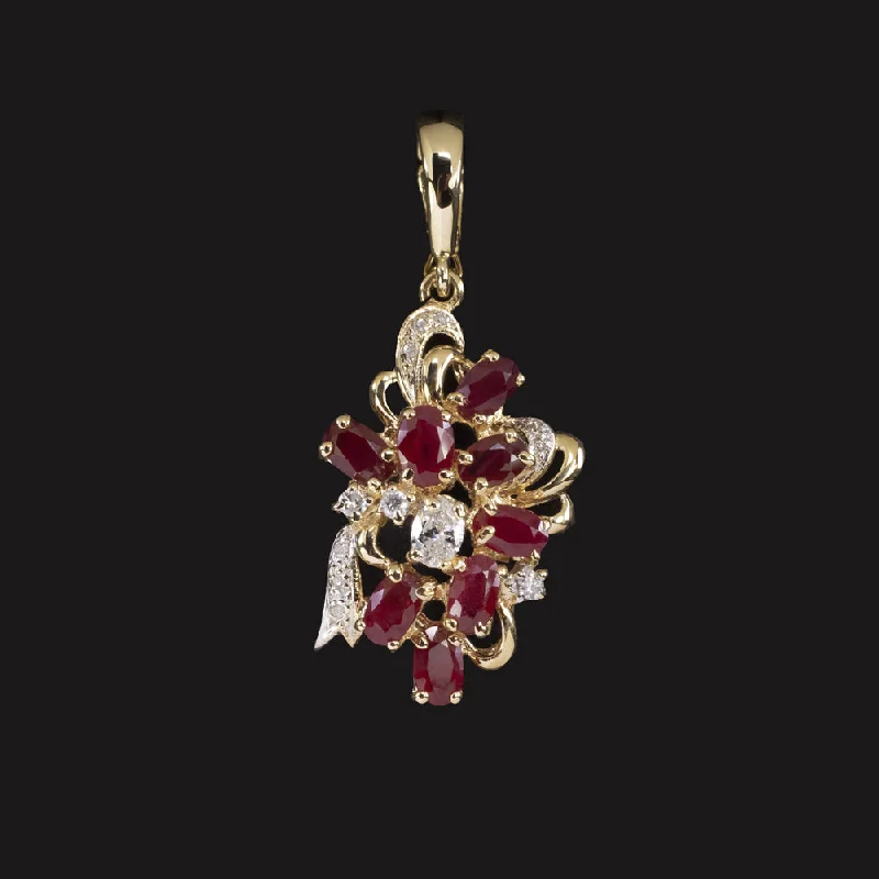 Fashion Necklaces-VINTAGE NATURAL RUBY DIAMOND PENDANT 14k YELLOW GOLD CLUSTER ESTATE NECKLACE