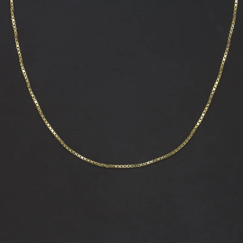 Elegant Necklaces-SOLID 14K YELLOW GOLD 18in BOX CHAIN 0.5mm DAINTY CLASSIC LADIES NECKLACE THIN